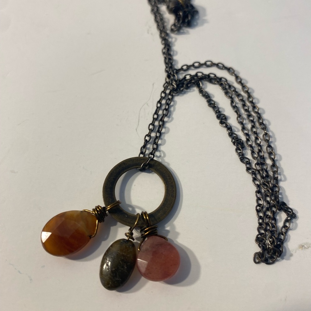 Elegant Multi-Stone Pendant Necklace